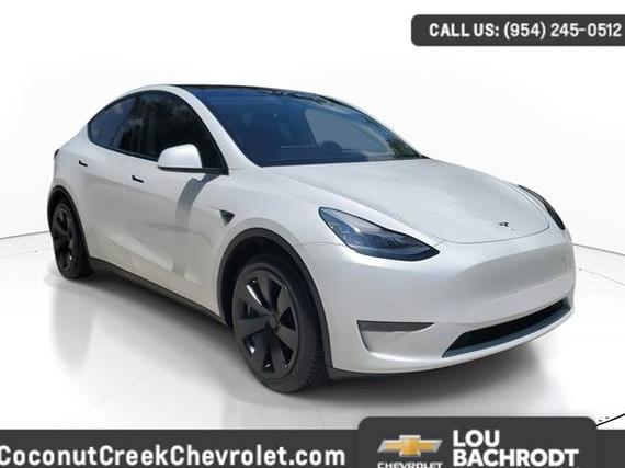 TESLA MODEL Y 2021 5YJYGAEE7MF145665 image